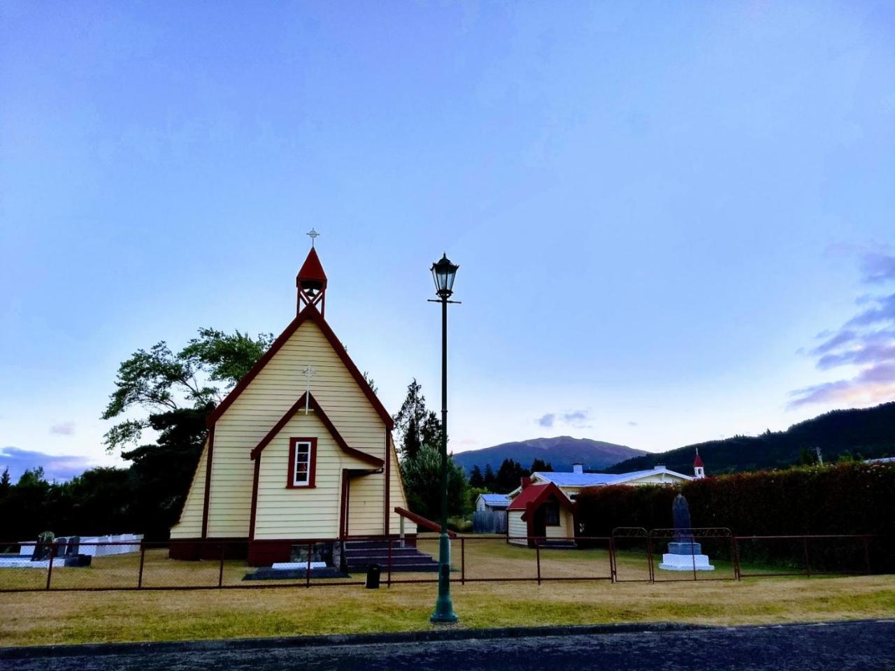 Tokaanu Lodge Motel Turangi Esterno foto